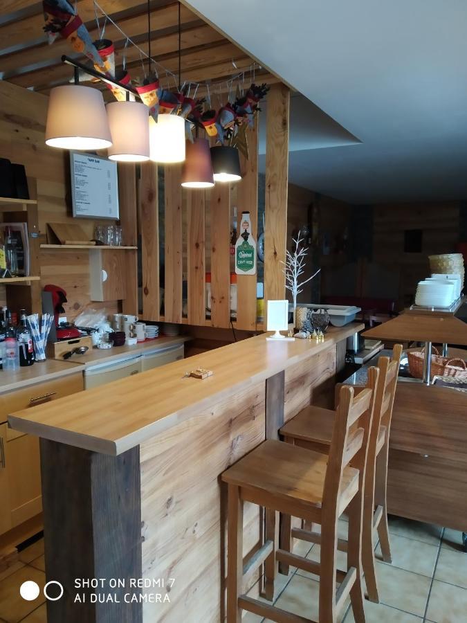 Chalet Hotel Les Marmottes 2 Etoiles Nn Montferrier Eksteriør bilde